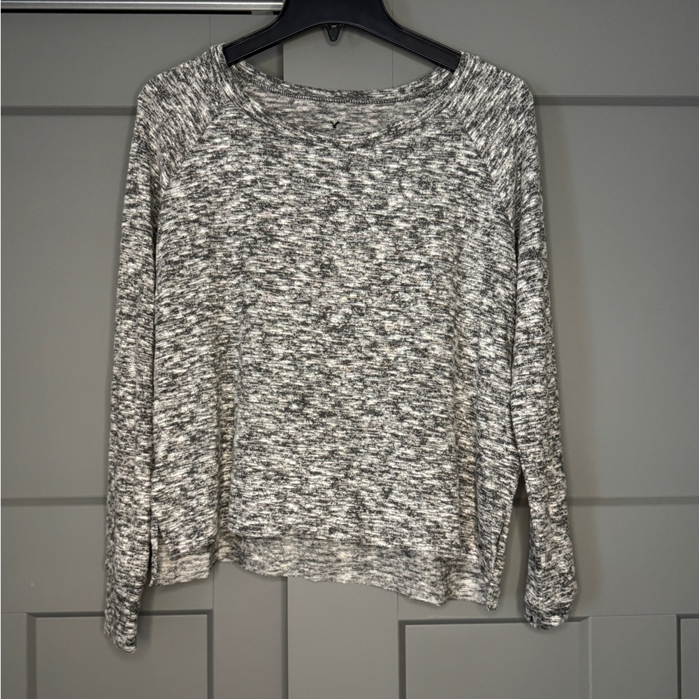 American Eagle soft and sexy Women's Grey and White Knit cropped sweater